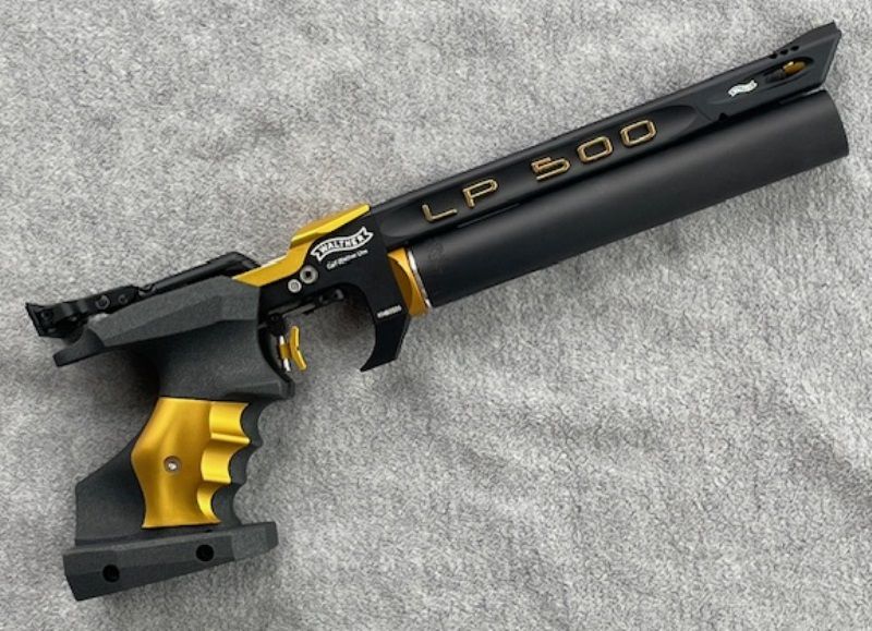 Walther LP500 Meister Manufaktur we wzorze złotym – złote napisy i detale